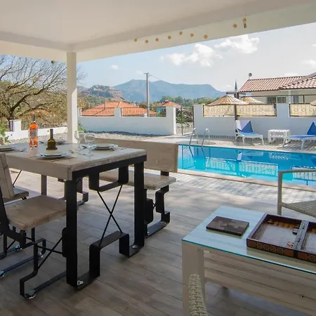 Lovely Villa With Private Pool Surrounded By Nature Near Dalyan * موجلا